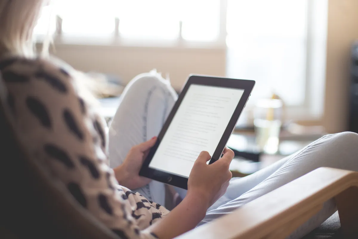 Kindle Colorsoft Review (2026) — device detail