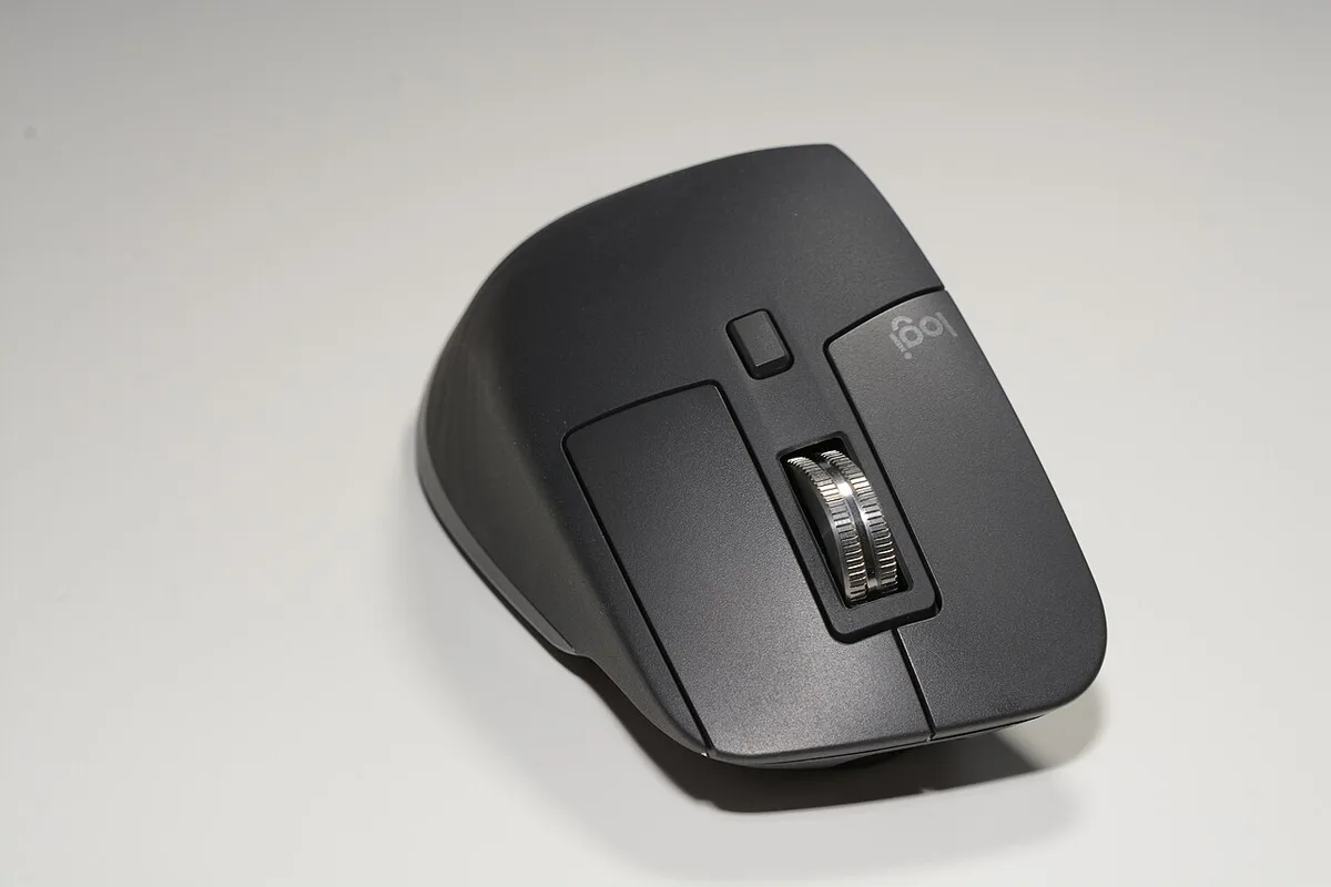 Logitech MX Master 3S Review (2026) — Ergonomics, Features & Verdict