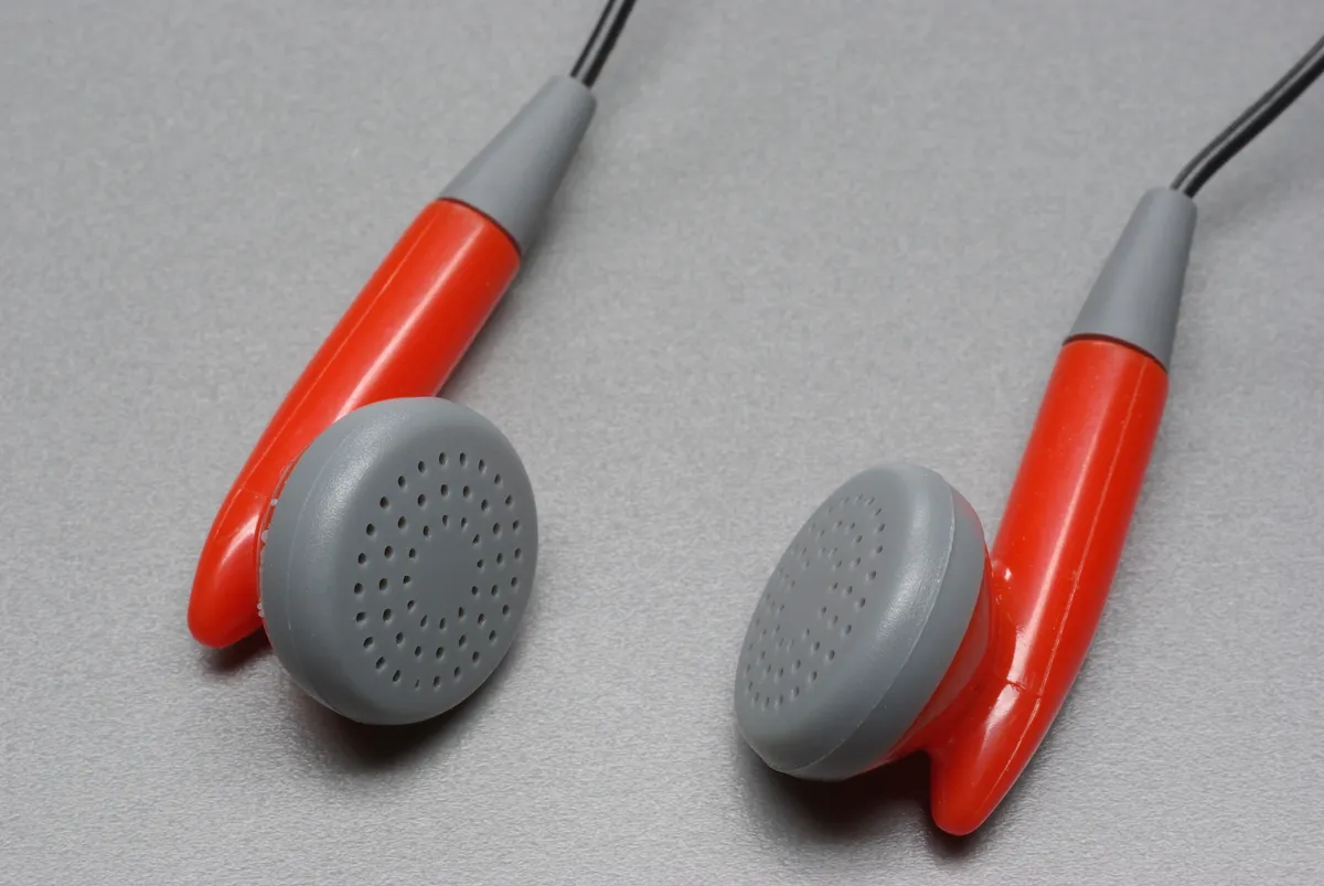 Moondrop Blessing 3 Review (2026) — wired earphones close-up context