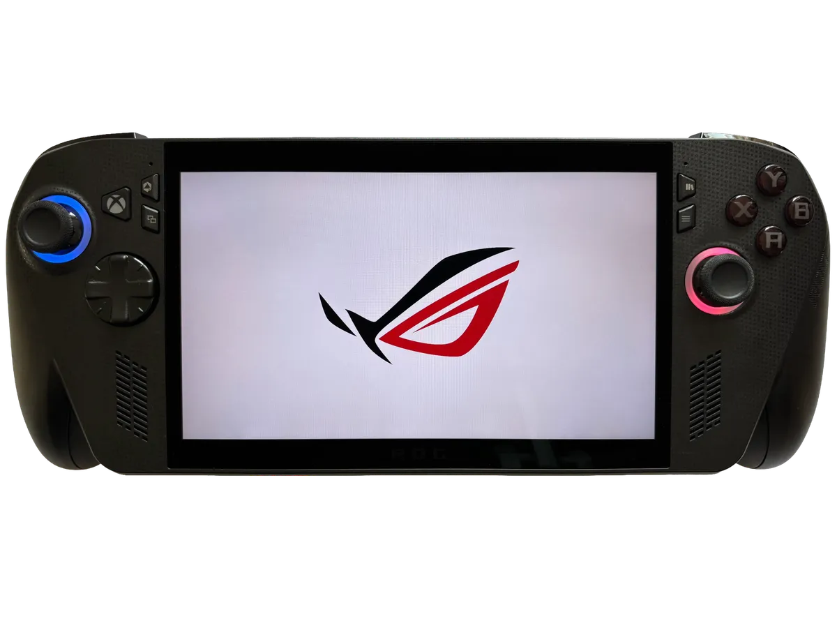 Steam Deck vs ROG Ally (2026) — Specs, Battery, Price & Which to Buy — combat