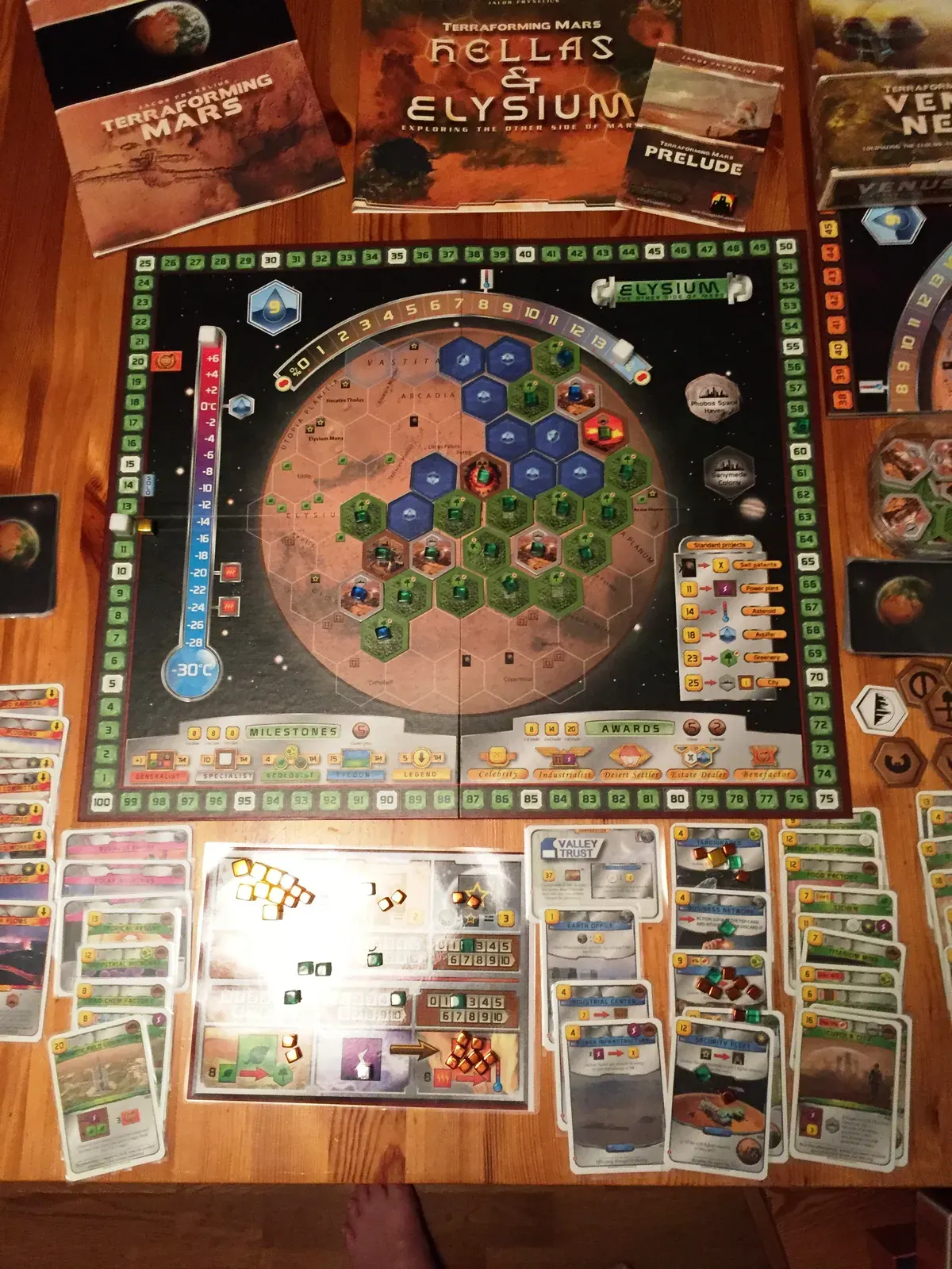 Terraforming Mars Board Game Review (2026) — cards and expansions